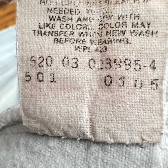 Vintage 90's LEVI'S 501 White/Pale Blue Jeans - Picture 8 of 8